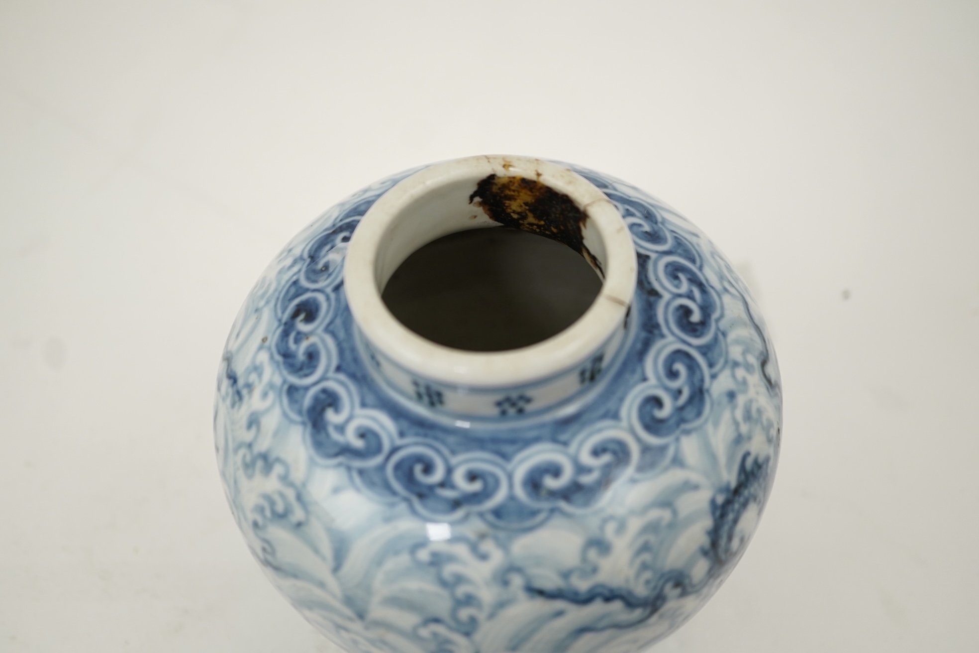 A Chinese blue and white 'dragon' vase, probably Qing dynasty